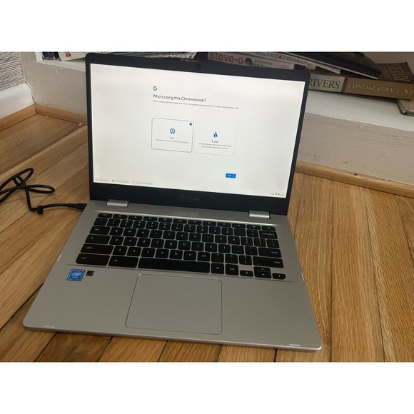 ASUS Chromebook C423NA, 14" HD Nano-Edge Display Intel Processor N3350 64GB eMMC - Picture 7 of 9